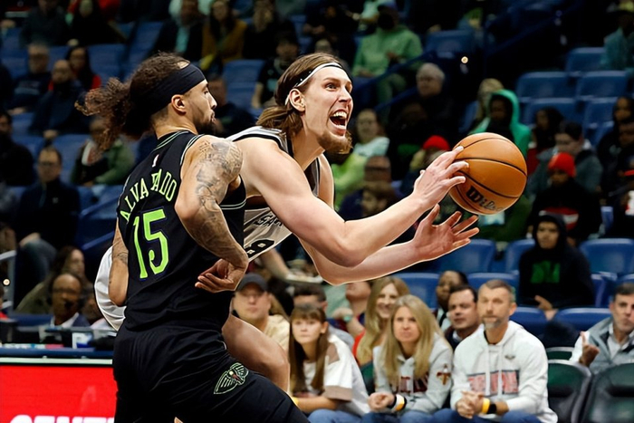 开元棋牌官方网站-包含太狠了！山东男篮外线爆发备战足总杯新奥尔良鹈鹕赛前止住颓势，圣安东尼奥马刺冲刺阶段外线爆发的词条